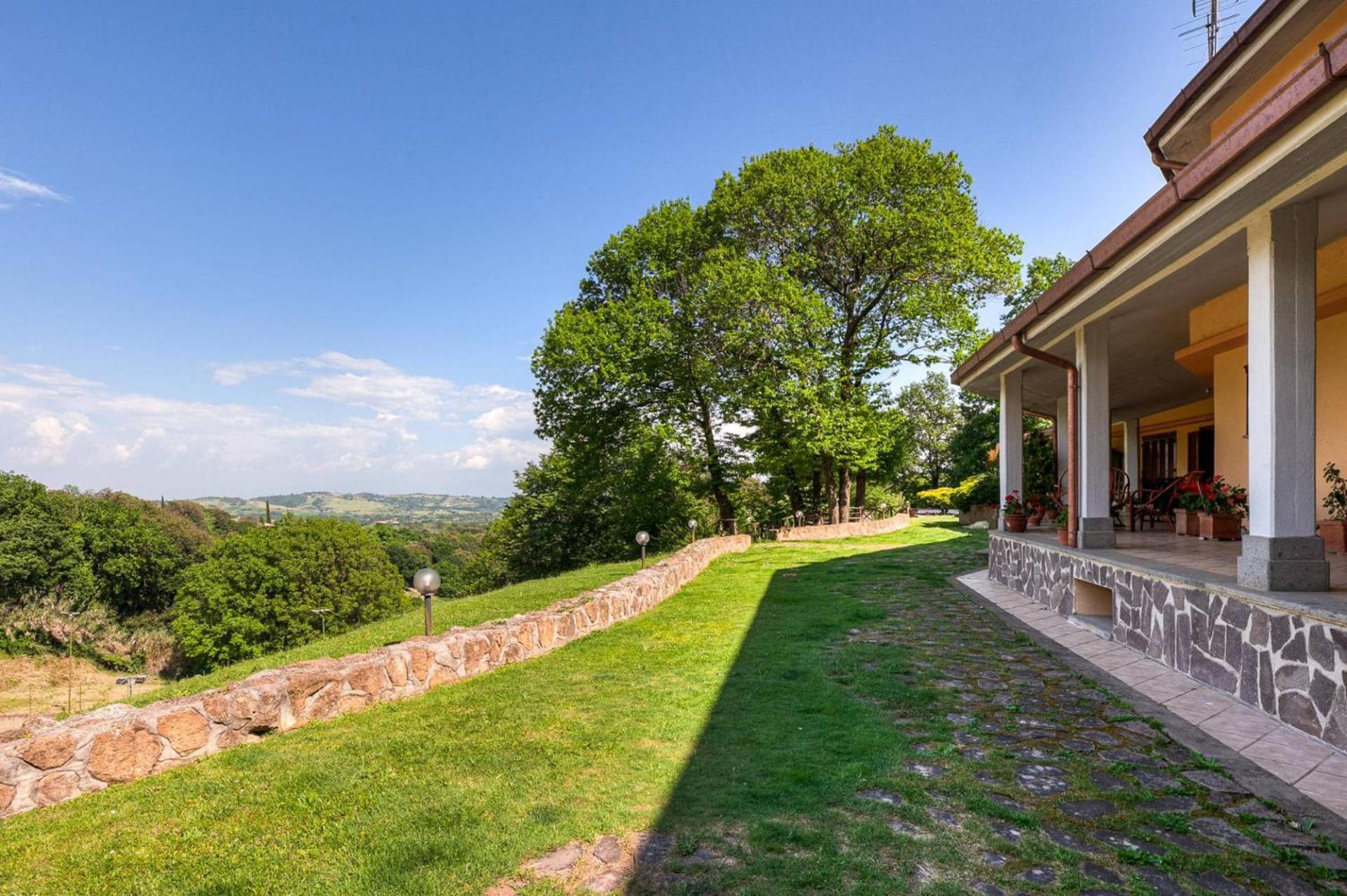 Villa Carolina - Piscina E Parco Panoramico 坎帕尼亚诺·迪罗马 外观 照片
